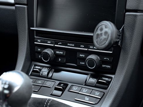 Used 2016 Porsche Cayman GT4 image 44