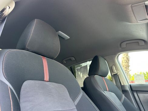 Used 2022 Nissan Sentra SR w/ Midnight Edition image 16