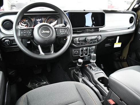 New 2026 Jeep Gladiator Sport image 11