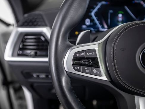 Used 2024 BMW X6 xDrive40i w/ Parking Assistance Package image 39