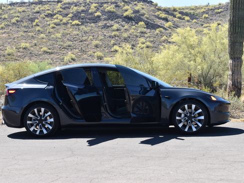 Used 2024 Tesla Model 3 Long Range RWD image 6
