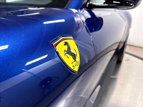 Used 2022 Ferrari Roma RWD image 32