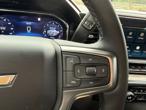 Used 2023 Chevrolet Silverado 1500 LT AWD/4WD image 26