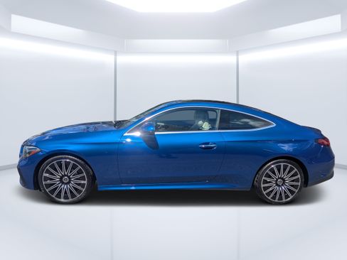 New 2027 Mercedes-Benz CLE 300 4MATIC Coupe image 6