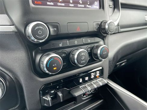 Used 2020 RAM 1500 Big Horn image 11