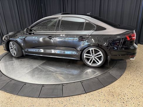 Used 2017 Volkswagen Jetta SEL image 11
