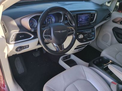 Used 2017 Chrysler Pacifica Touring-L