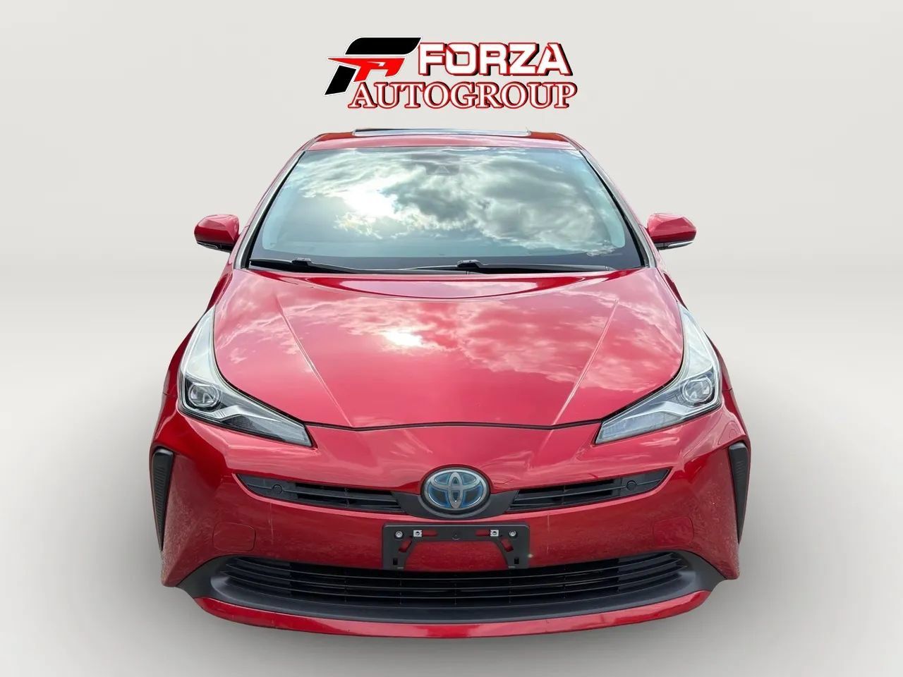 Used 2019 Toyota Prius Limited w/ Premium Convenience Package FWD image 2
