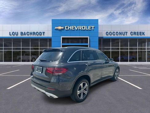Used 2022 Mercedes-Benz GLC 300 image 8
