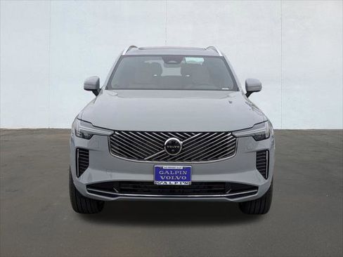New 2026 Volvo XC90 B5 Plus w/ Protection Package image 4