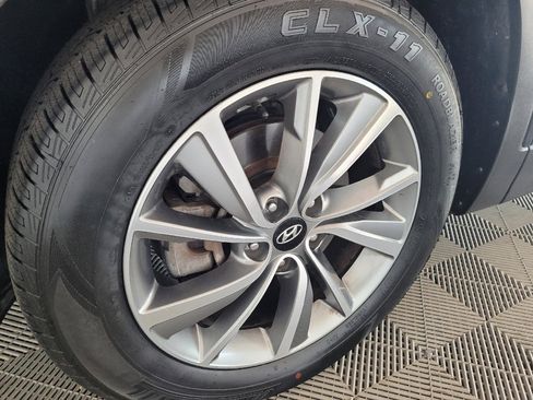 Used 2019 Hyundai Santa Fe Limited FWD image 31