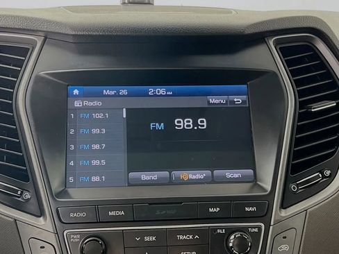 Used 2019 Hyundai Santa Fe XL w/ Cargo Package image 16