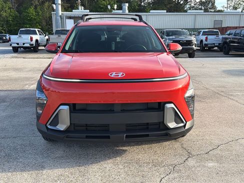 Used 2025 Hyundai Kona SEL image 11