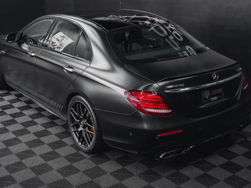 Used 2018 Mercedes-Benz E 63 AMG S image 33