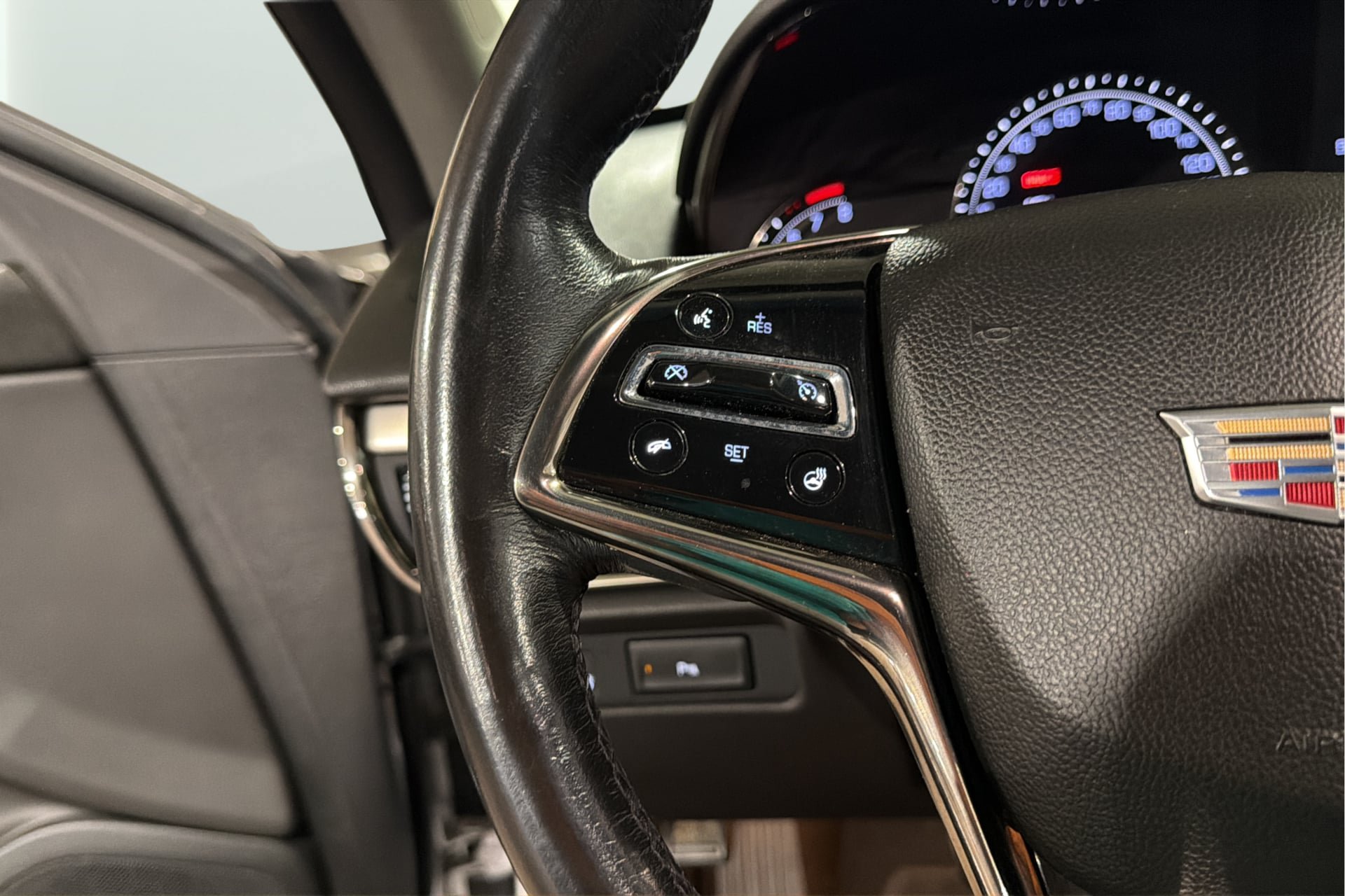 Used 2017 Cadillac ATS Luxury RWD image 27