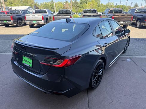 Used 2025 Toyota Camry SE w/ Convenience Package AWD/4WD image 6