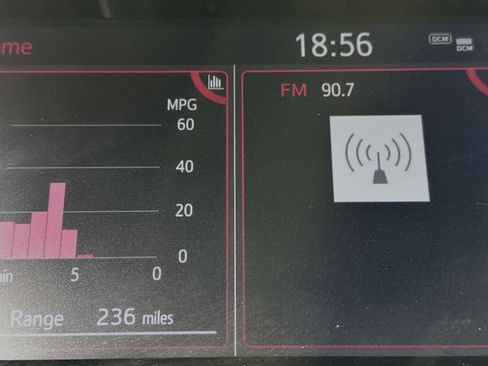 Used 2022 Toyota Corolla SE image 23