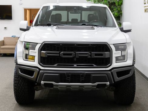 Used 2019 Ford F150 Raptor w/ Equipment Group 802A Luxury AWD/4WD image 12