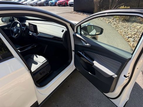 New 2025 Volkswagen ID.4 Pro S image 11