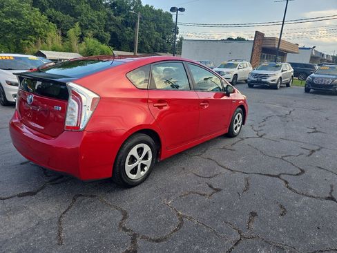 Used 2014 Toyota Prius Two FWD image 6