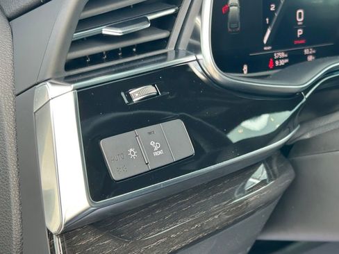 New 2025 Audi Q7 2.0T Premium w/ Convenience Package image 78