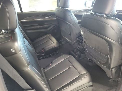 New 2025 Jeep Grand Cherokee L Limited image 34