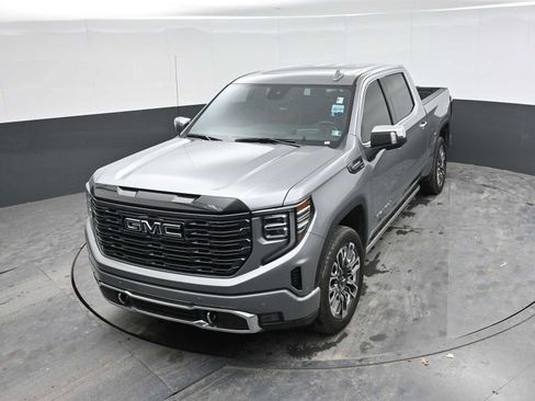 Used 2025 GMC Sierra 1500 Denali Ultimate AWD/4WD image 31