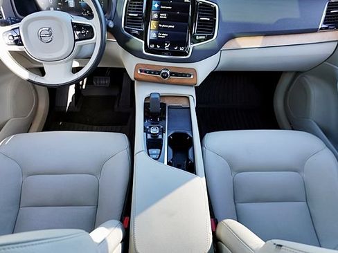 Used 2022 Volvo XC90 T8 Inscription Expression w/ Advanced Package AWD/4WD image 24