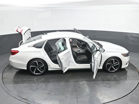 Used 2022 Honda Accord Sport image 55