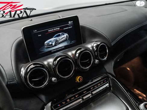 Used 2018 Mercedes-Benz AMG GT R image 40