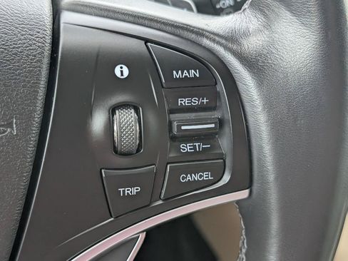 Used 2017 Acura MDX SH-AWD w/ Advance Package image 16