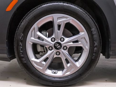 Certified 2023 Hyundai Kona SEL w/ Convenience Package FWD image 33