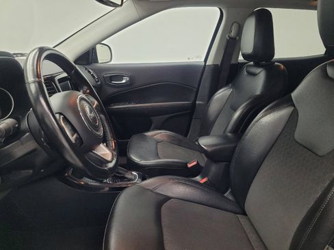 Used 2021 Jeep Compass Altitude w/ Sun and Sound Group image 17