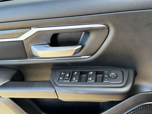 Used 2025 RAM 1500 Big Horn AWD/4WD image 26