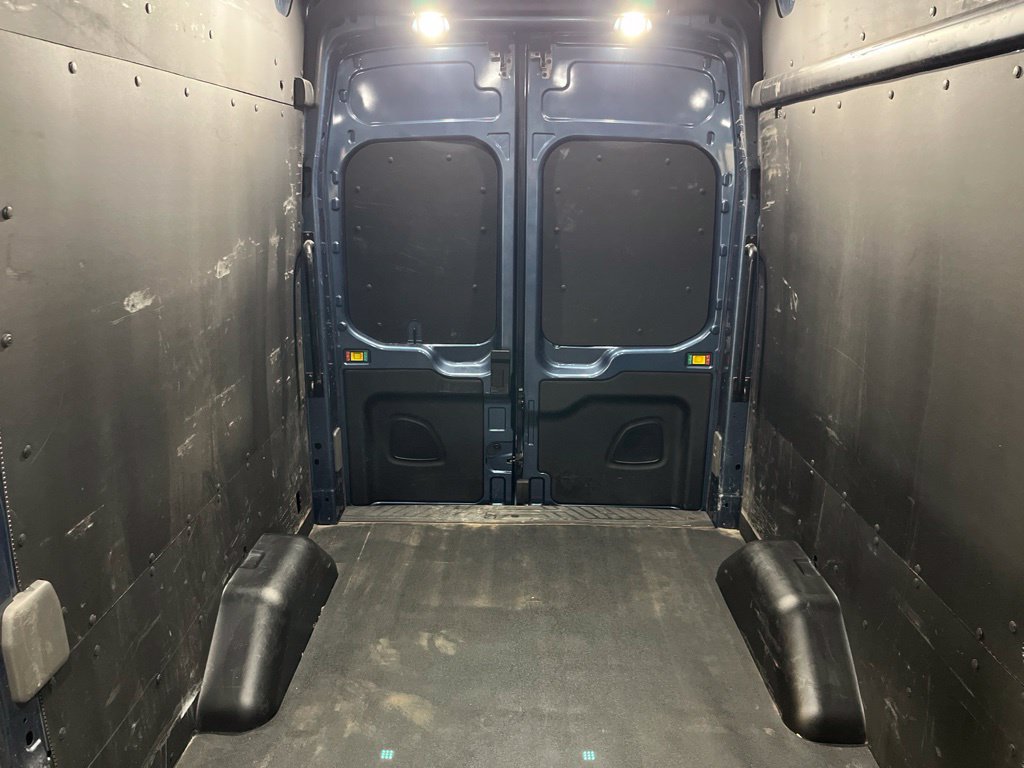 Used 2023 Ford Transit 250 148 High Roof AWD w/ Exterior Upgrade Package image 27
