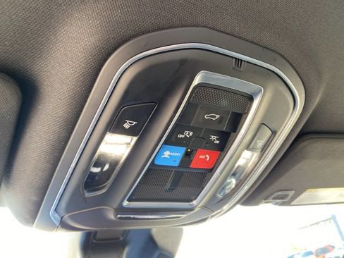 Used 2024 Jeep Grand Cherokee L Laredo image 40