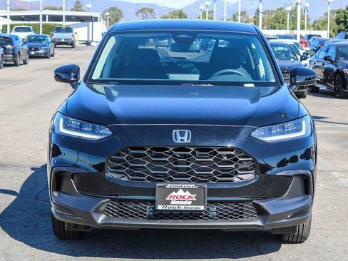 New 2026 Honda HR-V LX image 2