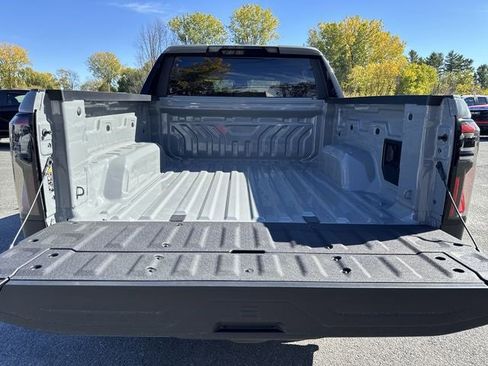 New 2026 GMC Sierra EV Elevation image 25