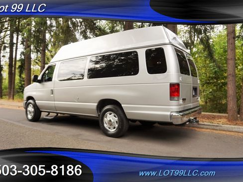Used 2012 Ford E-350 and Econoline 350 XLT image 11