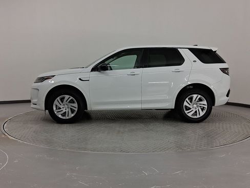 New 2025 Land Rover Discovery Sport S image 2