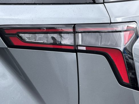 Used 2026 Chevrolet Equinox LT w/ Convenience Package II image 48