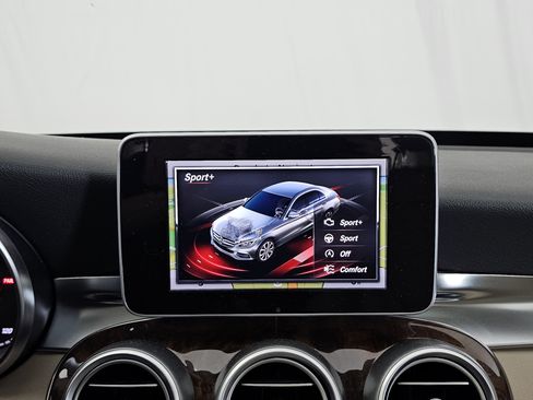 Used 2015 Mercedes-Benz C 300 Sedan image 20