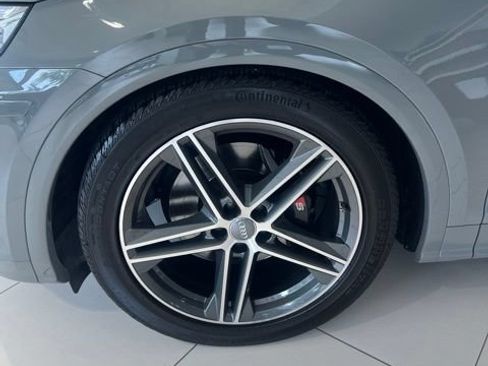 Used 2020 Audi SQ5 Premium Plus w/ Premium Plus Package AWD/4WD image 3