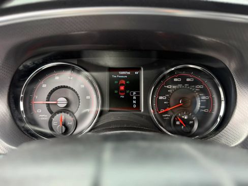 Used 2013 Dodge Charger SE RWD image 23