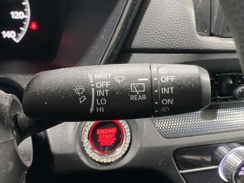 Used 2025 Honda CR-V LX image 24