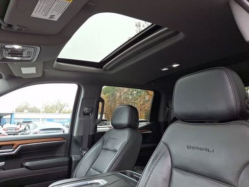 Used 2022 GMC Sierra 1500 Denali image 18