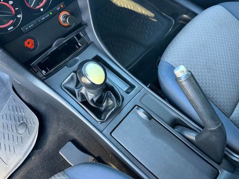 Used 2004 MAZDA MAZDA3 I w/ Pwr & 16" Alloy Wheel Pkg image 12