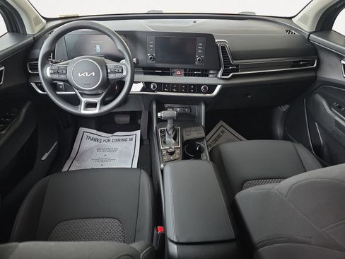 Certified 2023 Kia Sportage LX image 2
