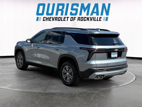 Used 2026 Chevrolet Traverse LT w/ Driver Confidence Package AWD/4WD image 4