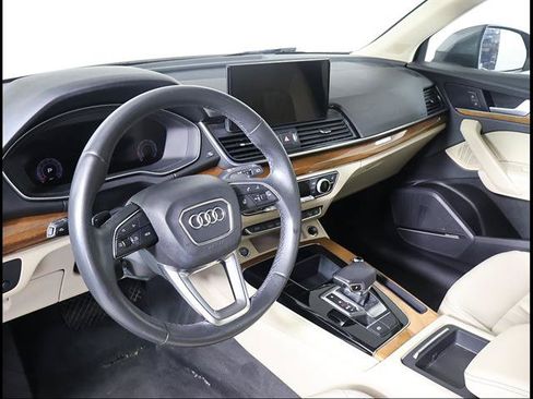 Used 2022 Audi Q5 2.0T Premium Plus AWD/4WD image 6